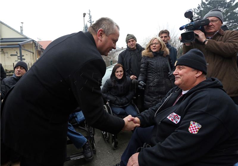 Ministar Crnoja preuzeo Ministarstvo branitelja