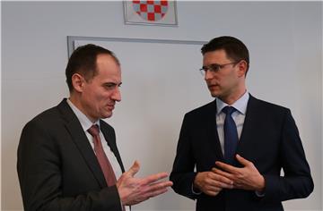 Slaven Dobrović preuzeo ministarstvo zaštite okoliša i prirode