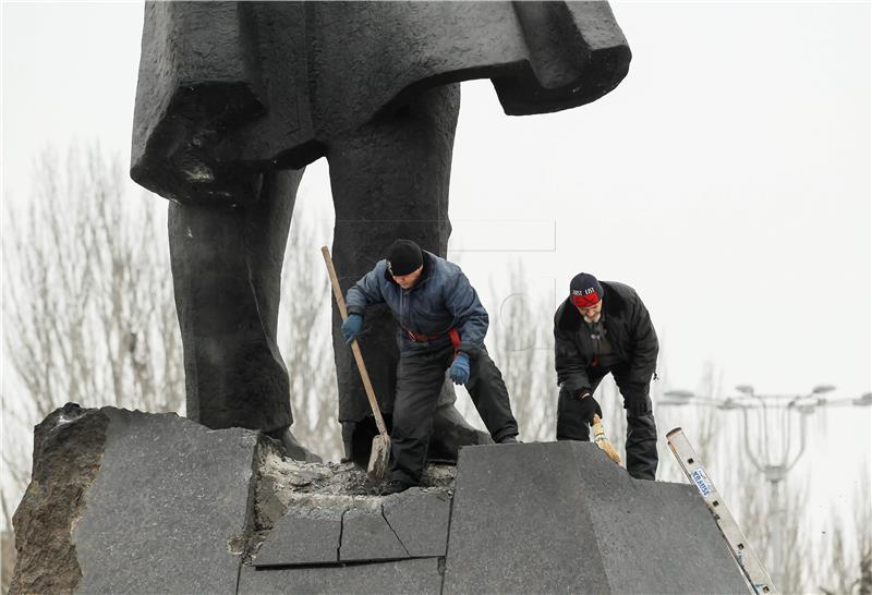 UKRAINE CRISIS LENIN MONUMENT EXPLOSION