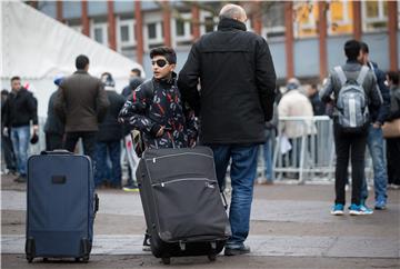 Berlin: Priča o izbjeglici koji je umro u redu za registraciju je izmišljotina