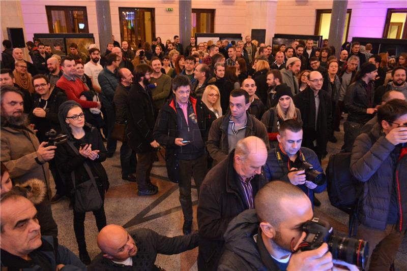 Fotoreporter Hine Damir Senčar dobitnik još jedne nagrade za fotografiju "Poplave u Gunji"