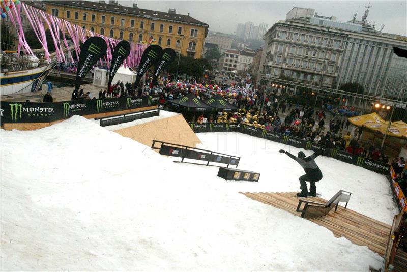 Održan Carnival Snowboard Session