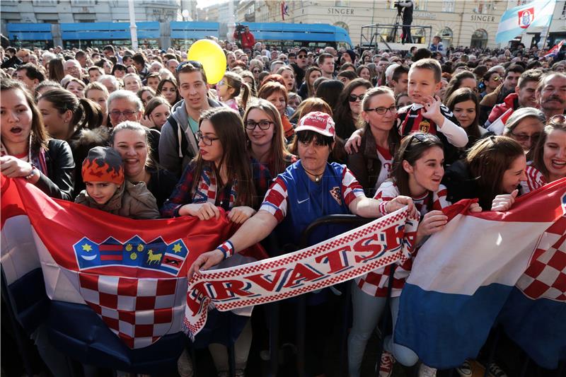 Doček hrvatskih rukometaša na zagrebačkom Trgu bana Jelačića