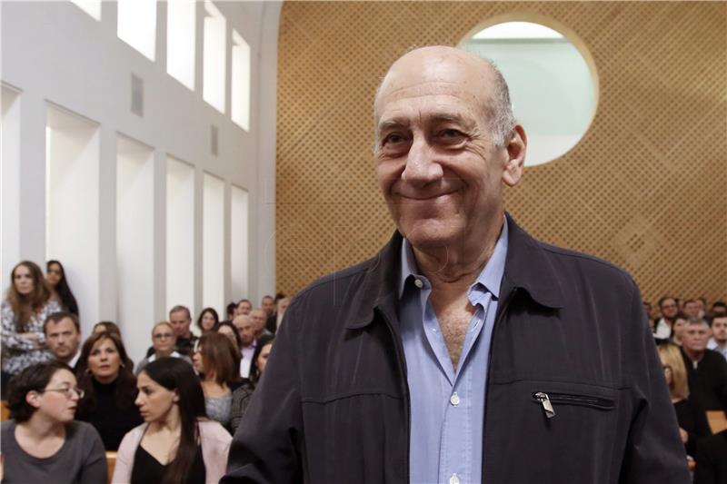 Bivši izraelski premijer Olmert osuđen zbog ometanja pravde