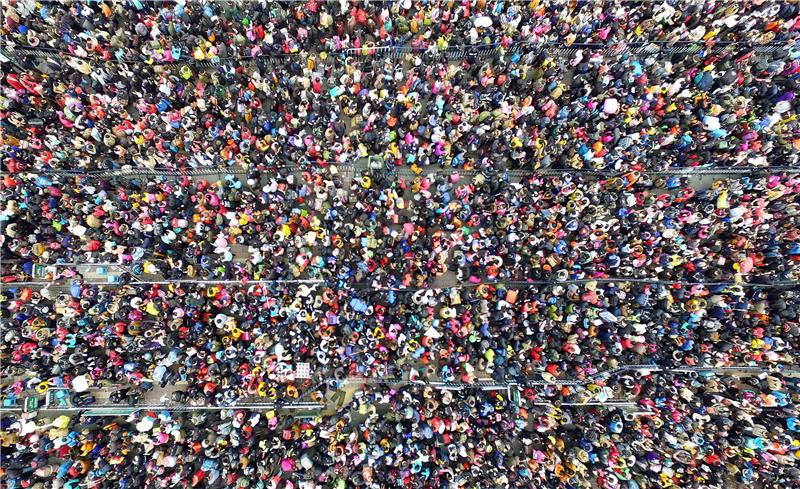 CHINA STRANDED PASSENGERS