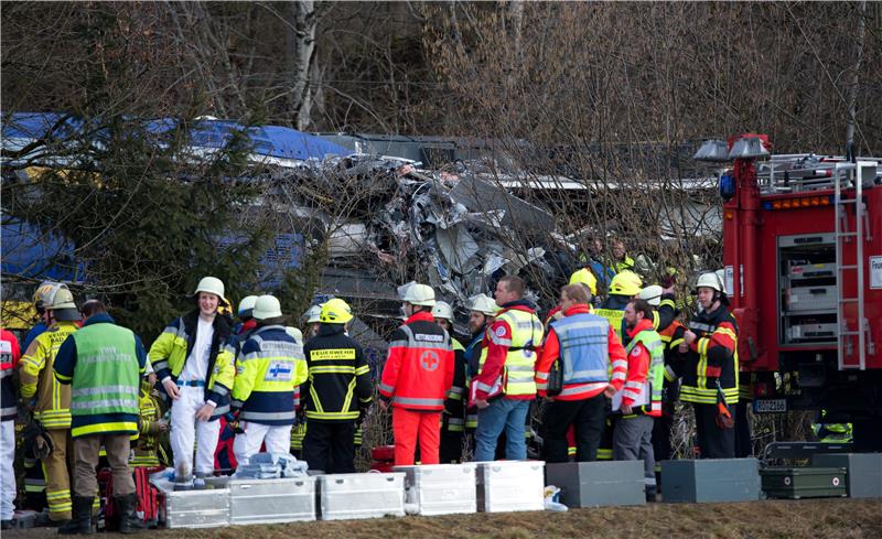 Njemačka: Nekoliko poginulih a više od 150 ozlijeđenih u sudaru vlakova