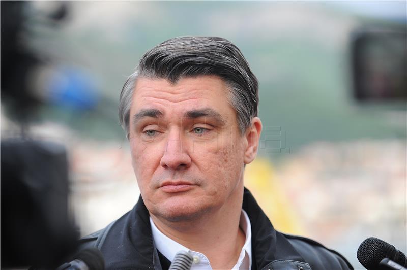 Milanović u Zadru na susretu s članstvom SDP-a, među njima i Polovina Lungo