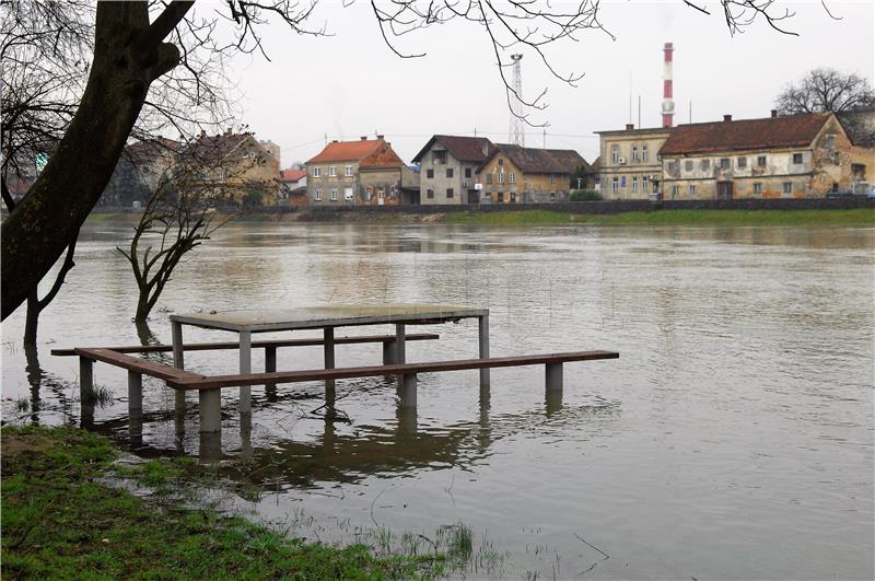 Vodostaj Kupe i Korane kod Karlovca u porastu