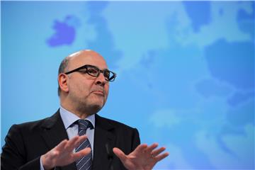 Moscovici: kompanije bi trebale plaćati porez tamo gdje ostvaruju profit