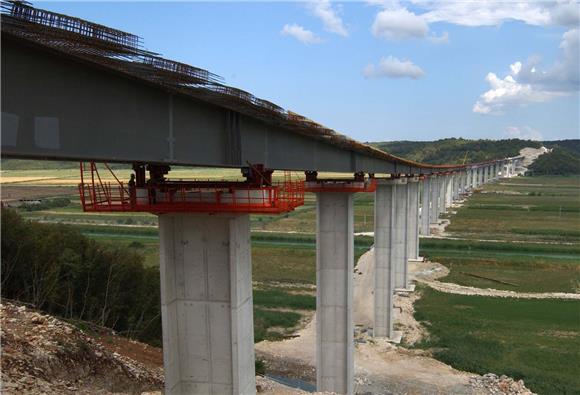 Viadukt će graditi novi most preko Save na koridoru V c?