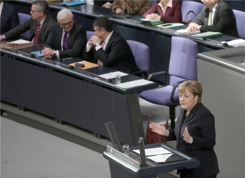 Merkel pozvala na uspostavu zone zabrane letenja u Siriji 