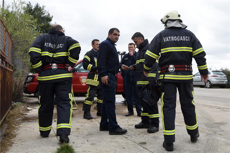 Požar u benkovačkoj tvornici lokaliziran