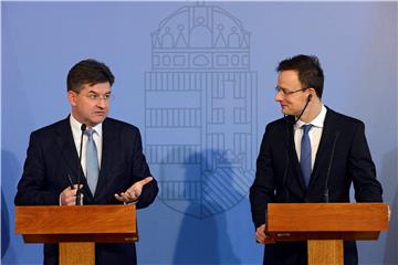 HUNGARY SLOVAKIA DIPLOMACY