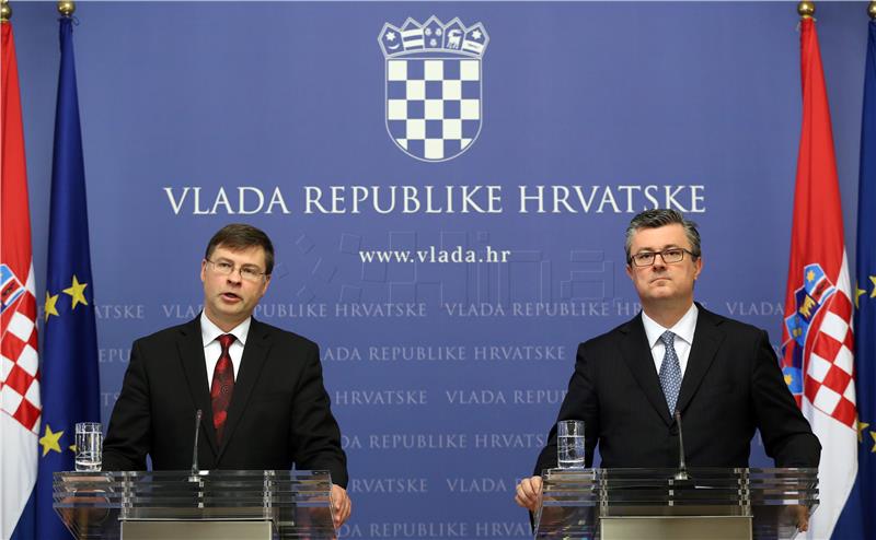 Konferencija za medije premijera Oreškovića i Valdisa Dombrovskisa