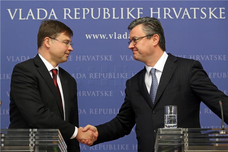 Konferencija za medije premijera Oreškovića i Valdisa Dombrovskisa