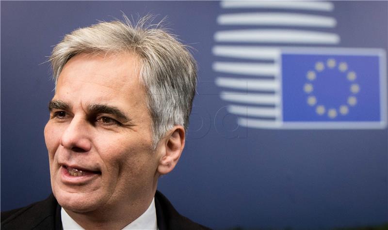 Grčka je za migrante turistička agencija - Faymann