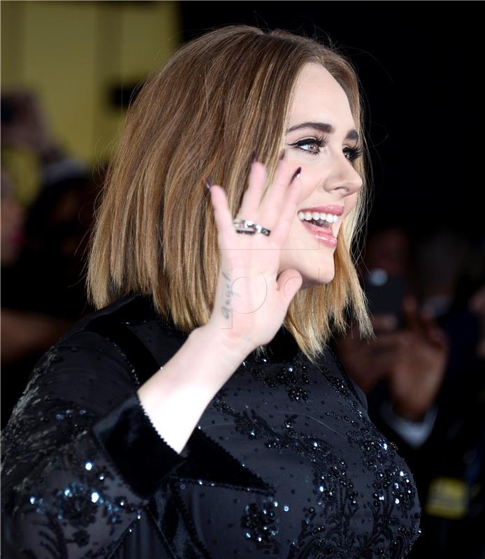 Adele u Belfastu počela svjetsku turneju 