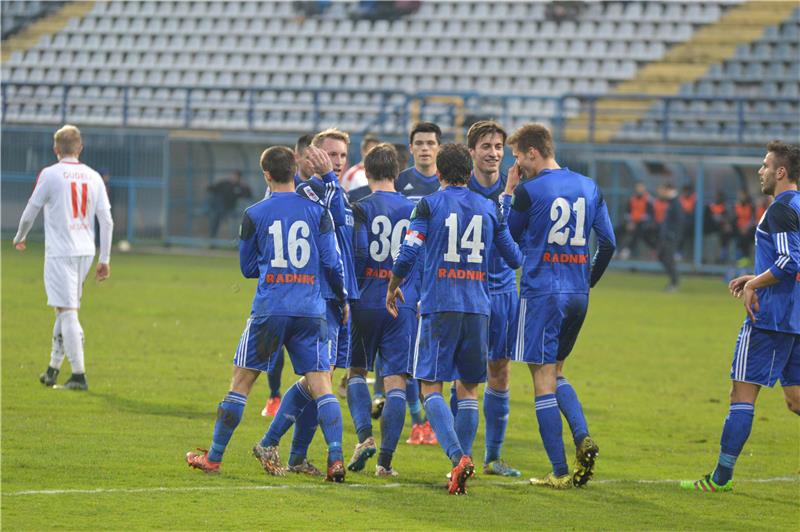 Prva HNL: Slaven Belupo - Zagreb 3-0