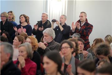 Protestna tribina Kulturnjaci 2016