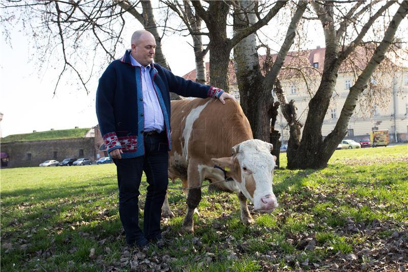 HDSSB pozvao Vladu da donese mjere za spas poljoprivrede