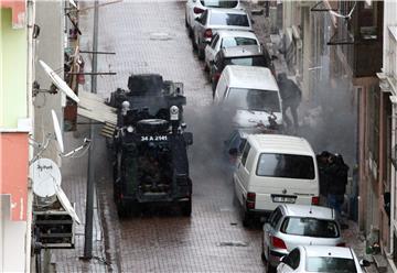 Policija ubila dvije žene koje su napale policijsku postaju u Istanbulu