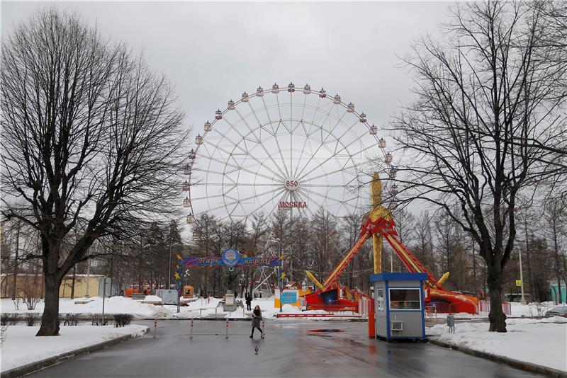 RUSSIA AMUSEMENT PARK DISMANTLING