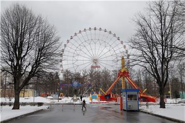 RUSSIA AMUSEMENT PARK DISMANTLING