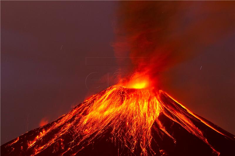 ECUADOR VOLCANO