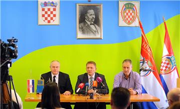 Tiskovna konferencija Kreše Beljaka u Splitu