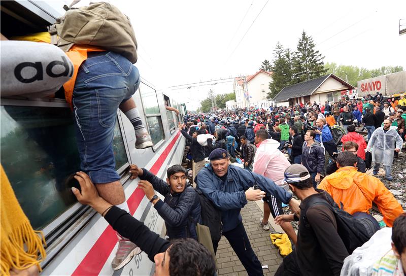 Balkan migrant route closed down