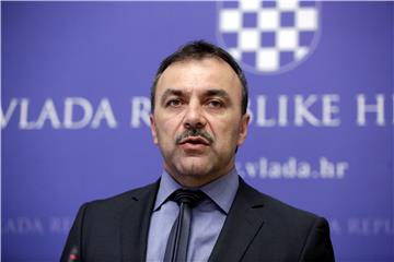 Konferencija za medije premijera Tihomira Oreškovića