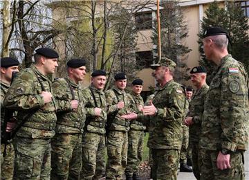 General Šundov obišao Gardijsko oklopno mehaniziranu brigadu u Vinkovcima