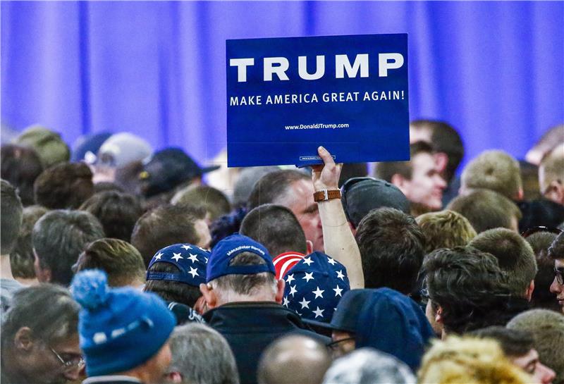 Trump otkazao skup u Chicagu zbog nasilnih sukoba