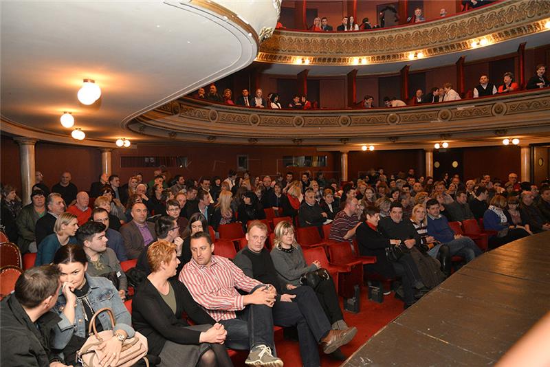 "Očeš nečeš, doktor" premijerno u varaždinskom HNK-u