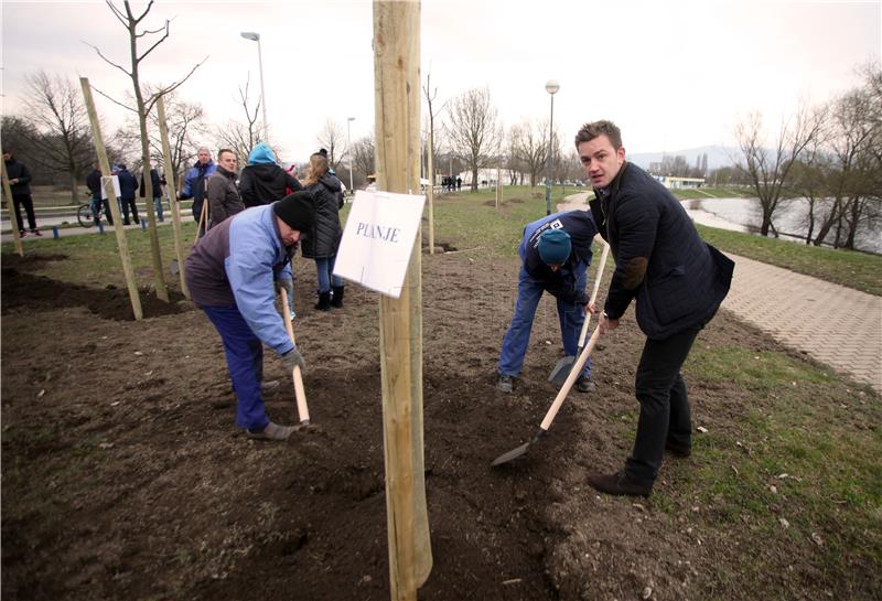 Ususret Europskim sveučilišnim igrama na Jarunu započela sadnja 500 sadnica stabala