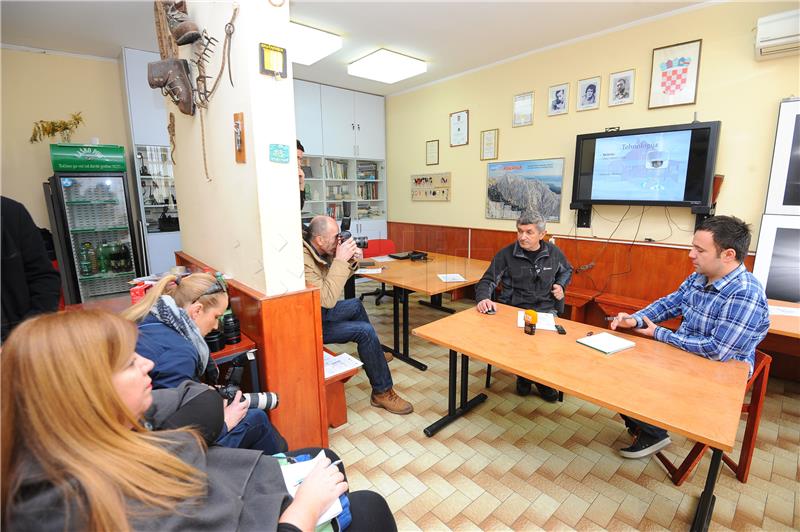 Na Dinari uskoro meteorološka postaja s panoramskim kamerama