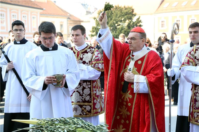 Kardinal Bozanić predvodio misu na nedjelju Muke Gospodnje - Cvjetnicu