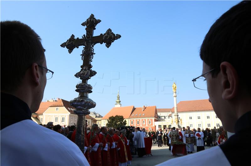 Kardinal Bozanić predvodio misu na nedjelju Muke Gospodnje - Cvjetnicu