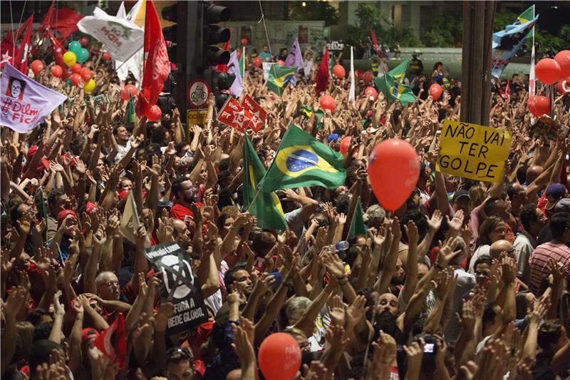 U parlamentu o budućnosti Dilme Rousseff, Lula u protunapadu