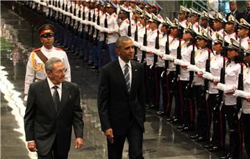 Raul Castro dočekao Obamu u Palači revolucije u Havani 