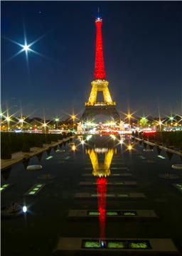 FRANCE EIFFEL TOWER BELGIUM TRIBUTE