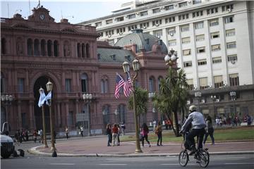 Obama u Argentini: Potpora reformama i počast žrtvama diktature