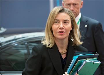 Mogherini poziva sirijski režim i oporbu na mir