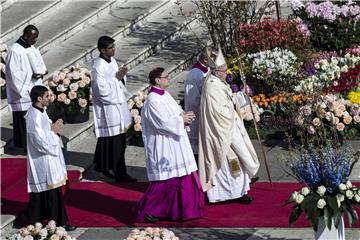 VATICAN BELIEF EASTER