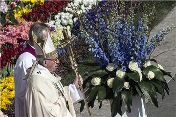 VATICAN BELIEF EASTER