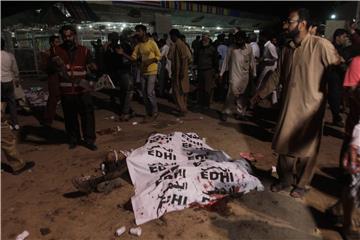 PAKISTAN SUICIDE BOMB BLAST