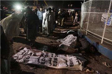 PAKISTAN SUICIDE BOMB BLAST