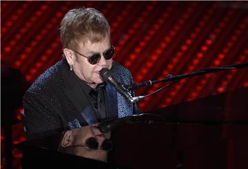 Putin i Elton John mogli bi se sastati u svibnju u Rusiji