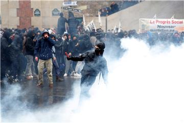 FRANCE DEMONSTRATION