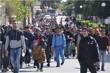 Turska obalna straža privodi migrante uoči stupanja na snagu sporazuma s EU-om